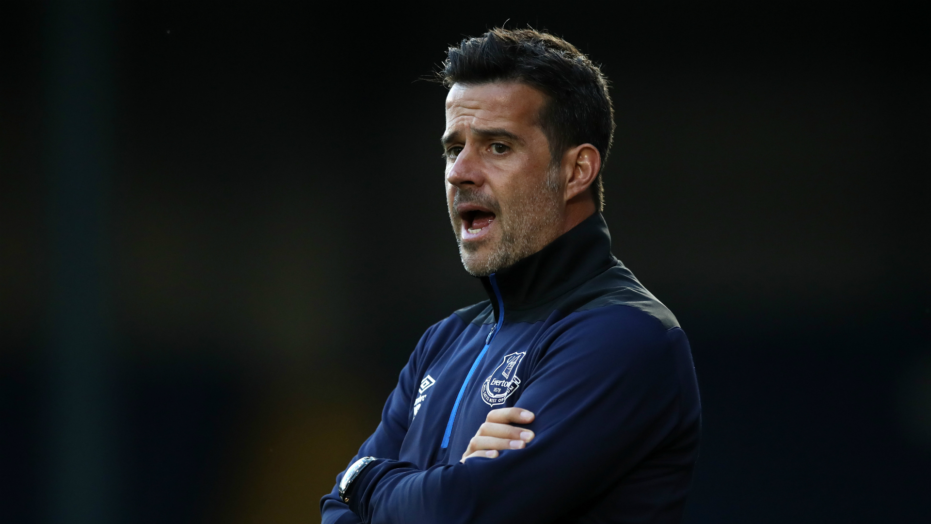 持高压进攻 持高压进攻