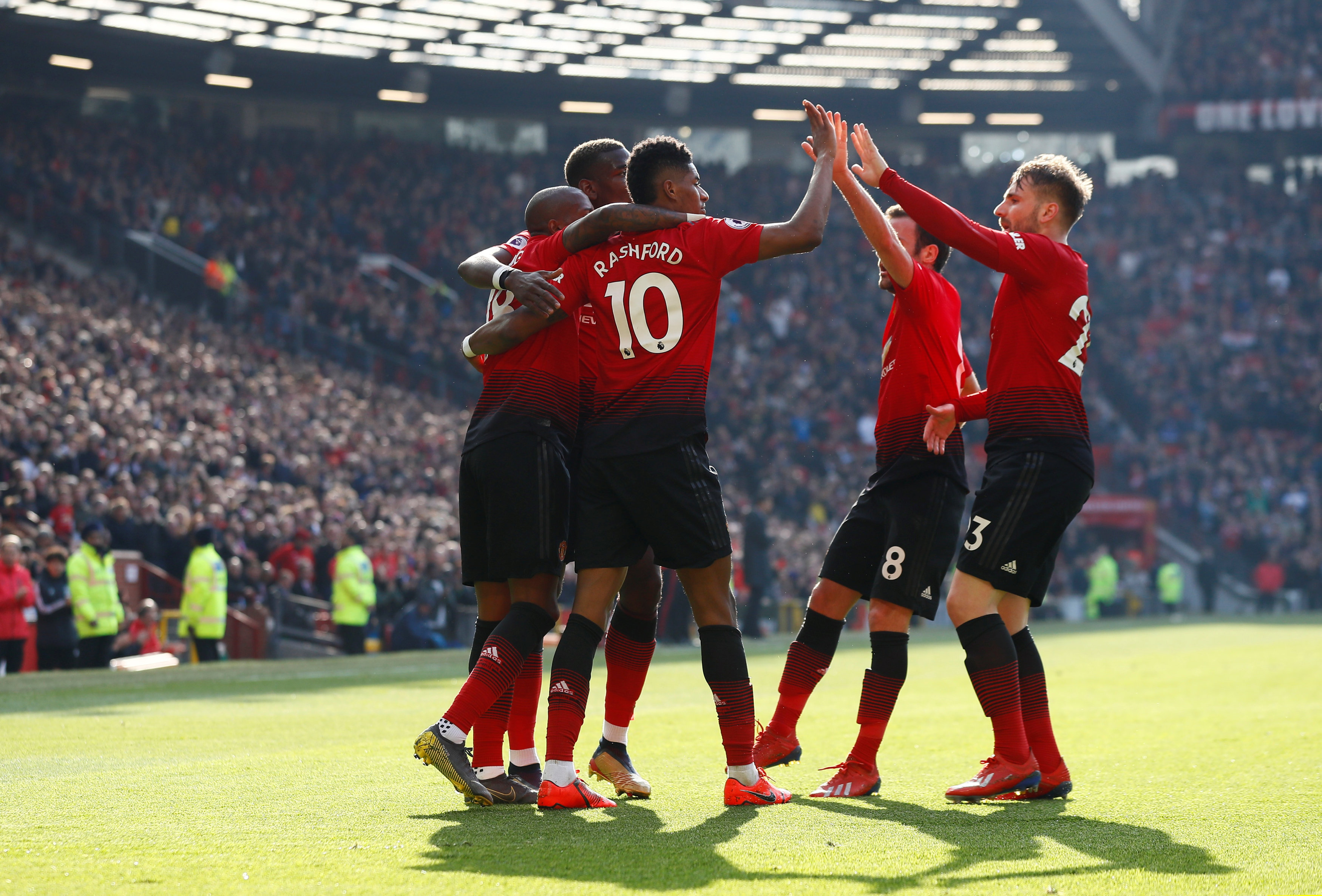 于更广泛的 于更广泛的